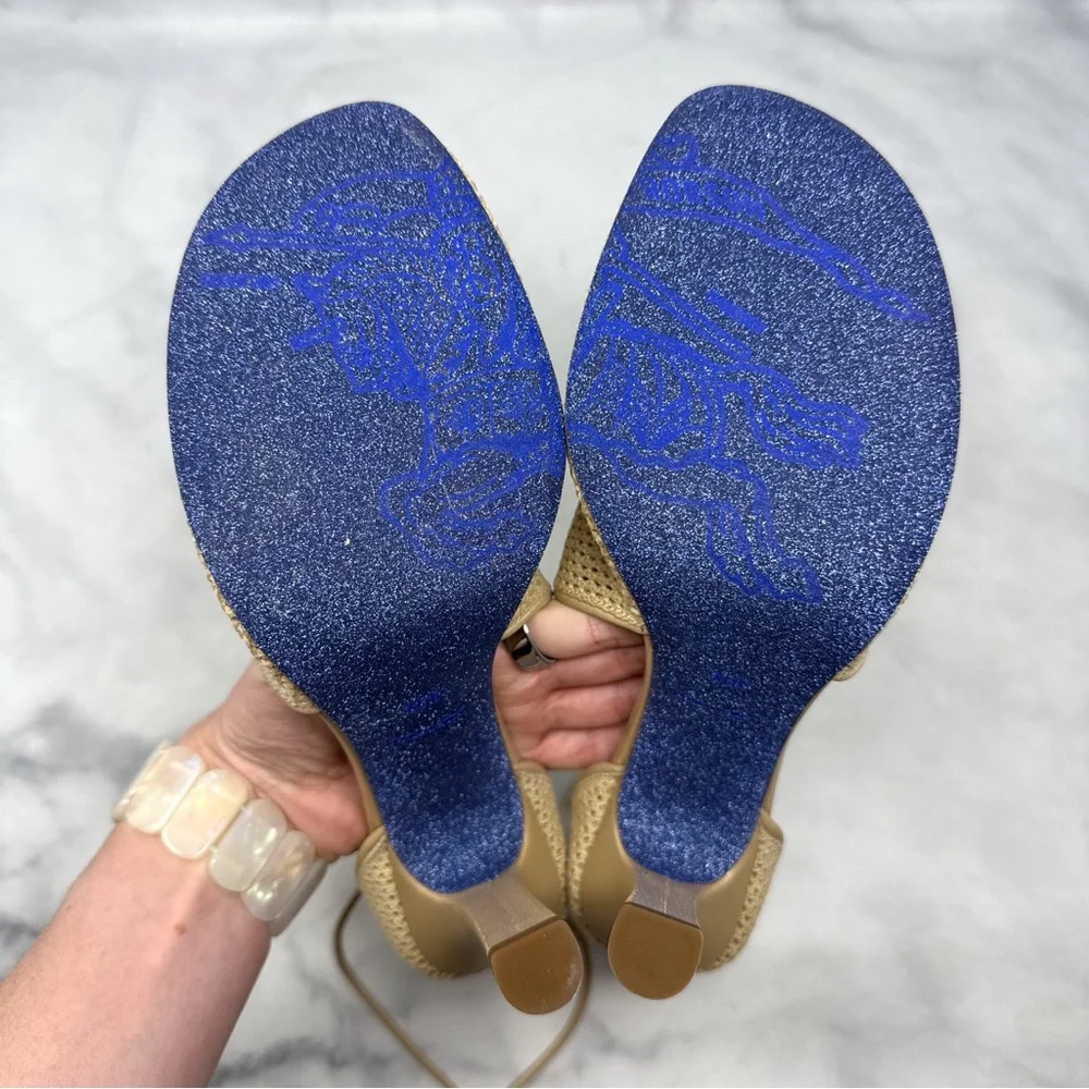 NEW Burberry Prorsum Embroidered Logo Mesh Ankle Wrap Tie Sandal Pump Heels 39.5 - Picture 10 of 16